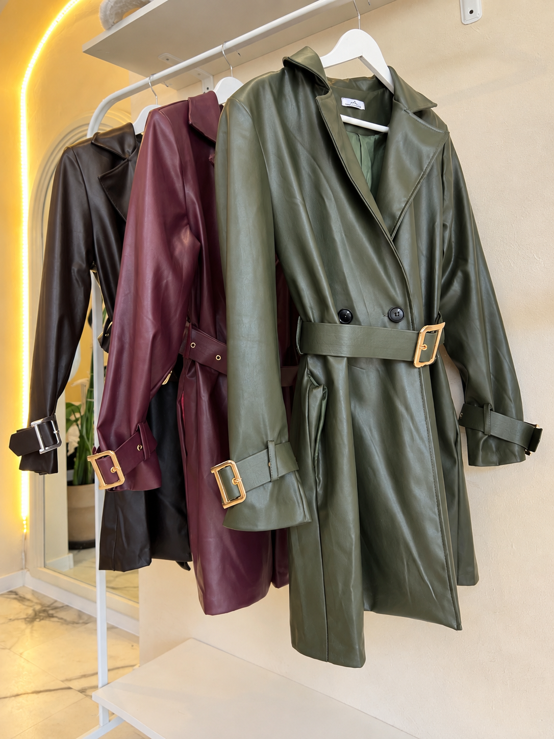 KOŽENKOVÝ TRENCH COAT